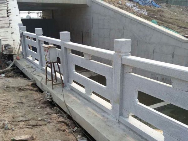 石栏杆