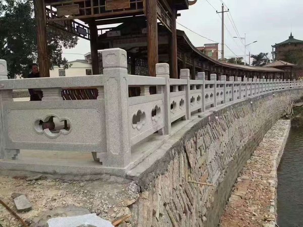 石栏杆