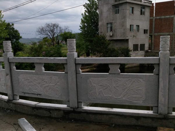 石栏杆