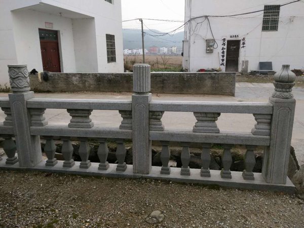 石栏杆