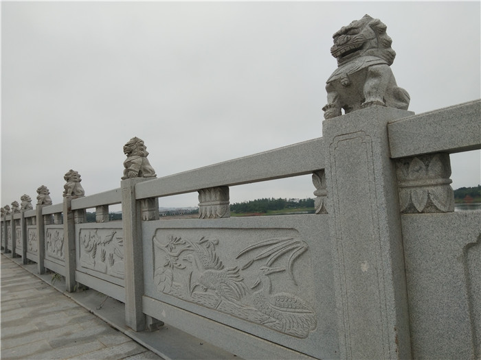 栏杆