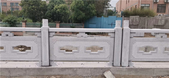 栏杆