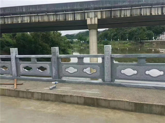 栏杆